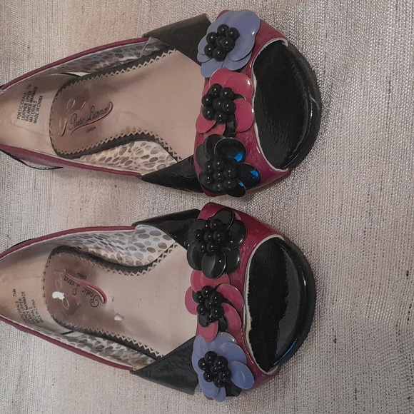 Poetic License Leather Peep Toe Tiny Heeled Sandals With Beaded Flowers 7.5 - Picture 3 of 14